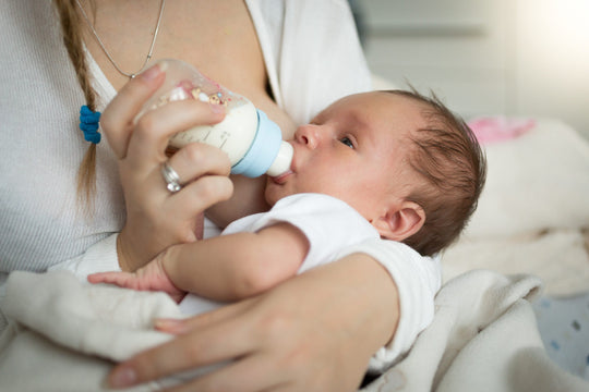 Feeding Your New-Born: A Guide to Breastfeeding, Formula Feeding and More